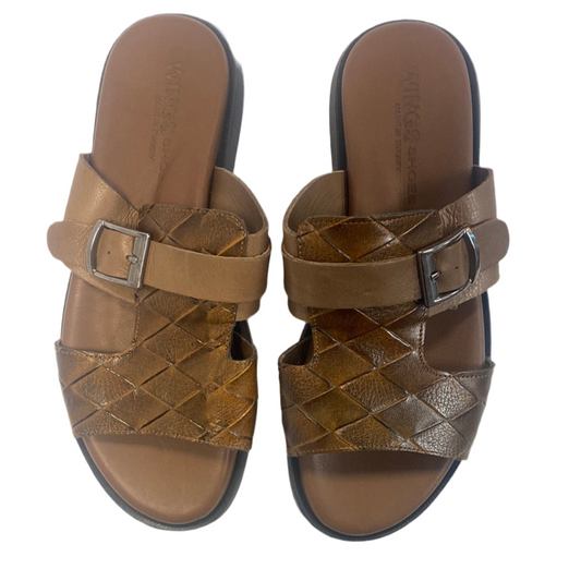 Wings sandals brown