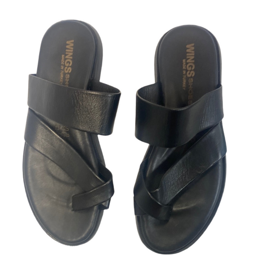 Wings sandals black