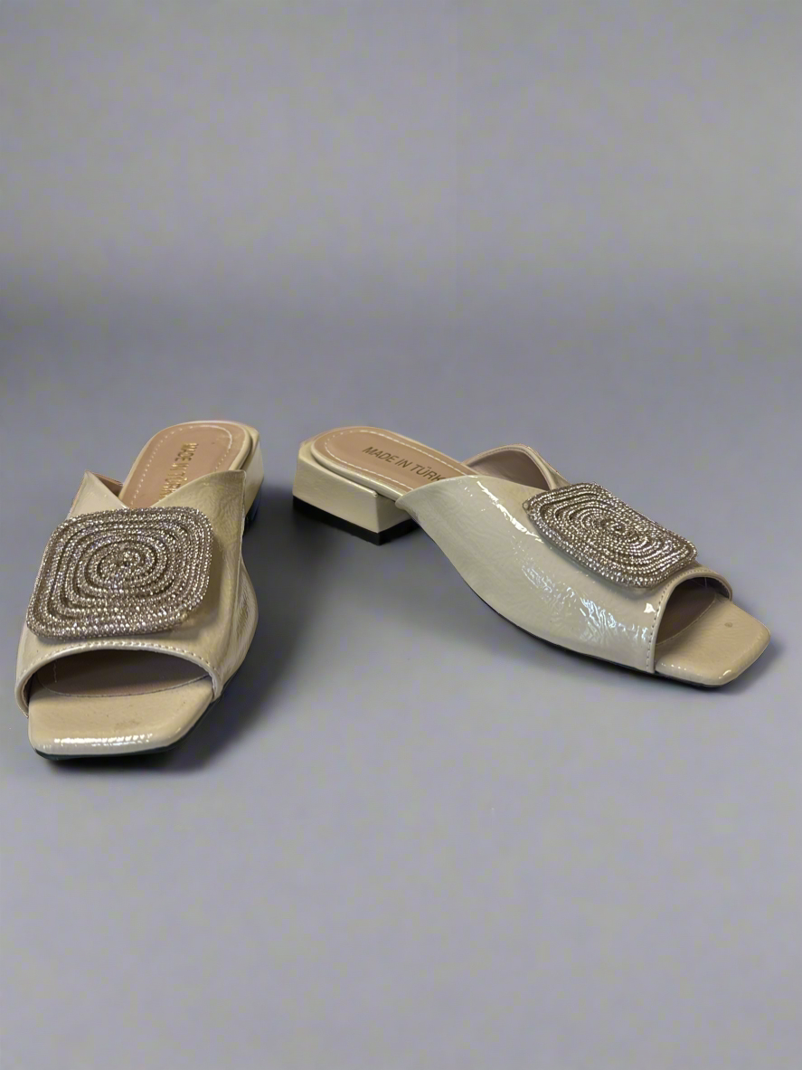 Summer trance low heel slides